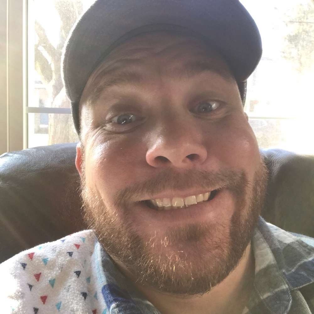 Meet your Posher, Travis